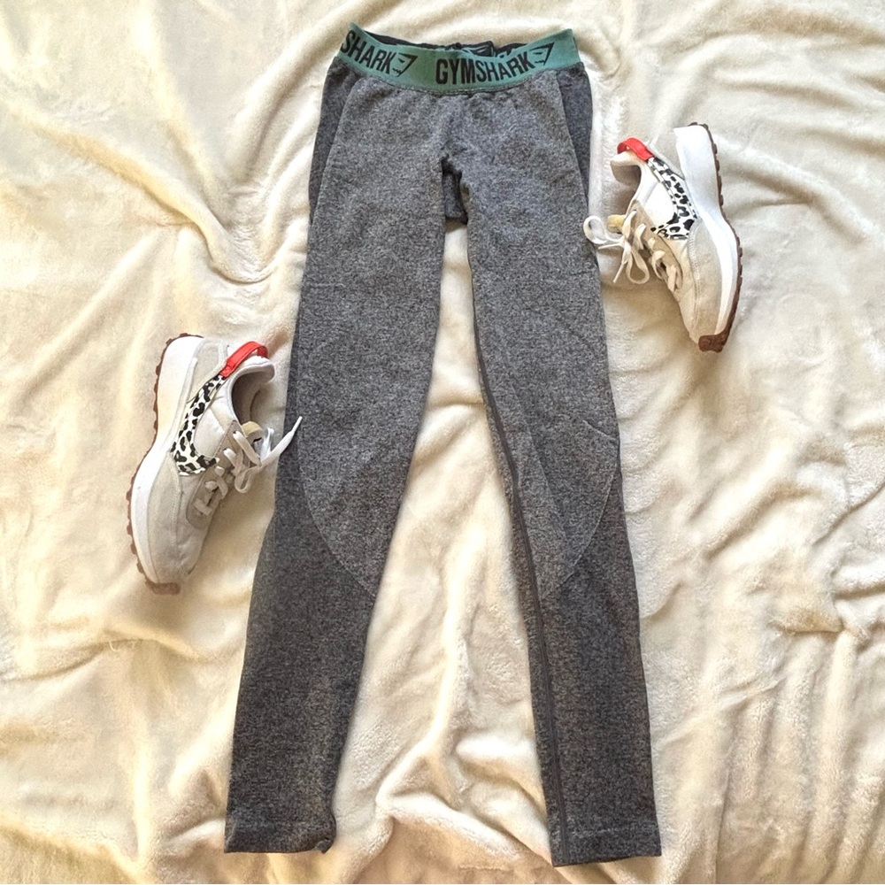 • gymshark grey leggings | s •